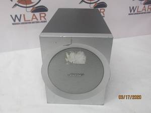 lot 231 image: BOSE SPEAKER