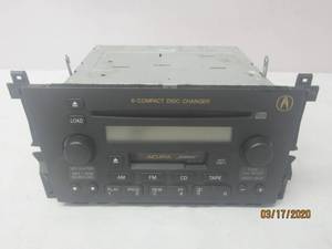 lot 233 image: ACURA BOSE 6 COMPACT DISC CHANGER 3TB1