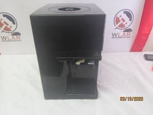 lot 277 image: OASIS COUNTER TOP WATER DISPENSER NOT COOLING