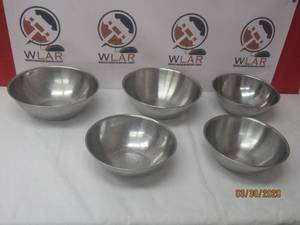 lot 304 image: TOTAL OF 5 STAINLESS STEEL LARGE MIXING BOWLS&nbspLARGEST 13 DIAM&nbsp &amp SMALLEST 11  DIAM