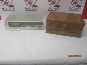 lot 311 image: TECHNICS STEREO CASSETTE DECK RS-B18 ONE TOUCH RECORDING WITH ASSORTED CASSETTE TAPE AND CARRY CASE