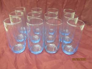 lot 317 image: TOTAL OF 12 VINTAGE&nbsp LIGHT BLUE DRINKING GLASS TUMBLERS&nbsp