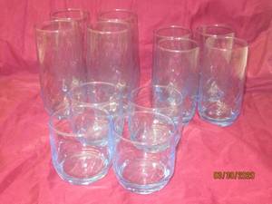 lot 319 image: TOTAL OF 12 VINTAGE LIGHT BLUE OPTIC SWIRL PATTERN DRINKING GLASSES TUMBLERS