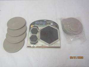 lot 334 image: SLIDING ROBOTS