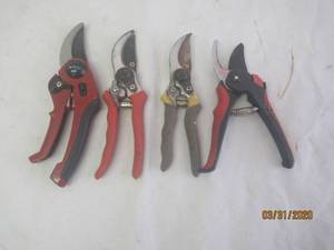 lot 346 image: PLANTBRUSH TRIMMERS
