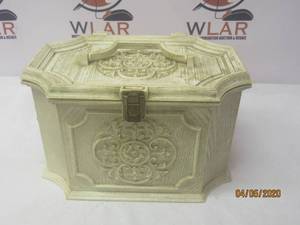 lot 373 image: MAX KLEIN SEWING BOX WITH GENEROUS AMOUNT OF SEWING SUPPLIESSEE PICS