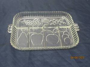 lot 400 image: VINTAGE INDIANA CLEAR GLASS FRUIT DESIGN RELISH PLATTER DISH&nbsp