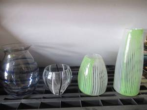 lot 14 image: BLOWN GLASS VESSELS TALLEST IS 11 PIECE