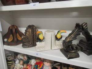 lot 31 image: BOOK END SETS COLLECTION FEATURING McEWAN CLUB GUTTA BALL c1865, TOUCANS BOOKENDS AND MORE
