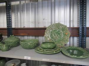 lot 48 image: RARE ELABORATE PORTUGUESE MARKED FBP DINNERWARE FEATURING OAK LEAVES AND ACORNS