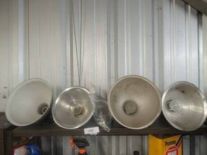 lot 125 image: 4 CORDED HANGING SHOP LIGHTS