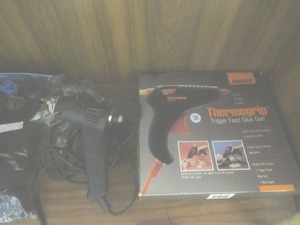 lot 143 image: EMHART THERMOGRIP TRIGGER FEED GLUE GUN AND VARIOUS POLISHES
