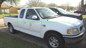 lot 1 image: 1998 FORD F150 EXTENDED CAB, 4.6 LITER V8, AUTOMATIC TRANSMISSION, DUAL EXHAUST, ALL OBD SENSORS REPLACED WITH FRESH TUNE UP, RUNS AND DRIVES GREAT WITH CLEAR TITLE