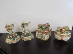lot 183 image: 2 FITZ AND FLOYD CLASSICS CHRISTMAS CANDY DISHES AND A PAIR FITZ AND FLOYD CLASSICS CANDLE HOLDERS