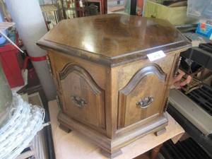 lot 248 image: PINE HEXAGON ENDSIDE TABLE WITH TWO DOORS 24 X 24 X 21