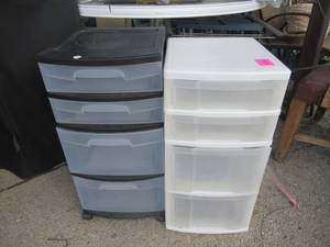 lot 264 image: STERILITE PLASTIC 4 DRAWER STORAGE BIN AND IRIS PLASTIC 4 DRAWER STORAGE BIN