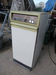 lot 266 image: KENMORE TRASH COMPACTOR MODEL# 7469001WO WITH BAGS