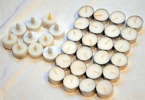 lot 22 image: Lot of Tea LIghts and battery tea lights