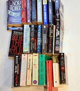 lot 35 image: Huge lot of books