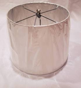 lot 68 image: Brand New Lamp Shade