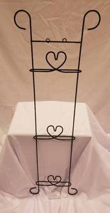 lot 117 image: Large Plate holder 3 plates