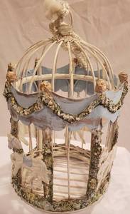 lot 111 image: Carousel Decorative Bird House