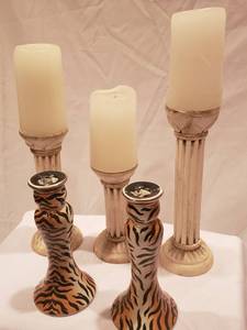 lot 133 image: Lot of 3 Beige Candle Sticks and 2 Animal Print