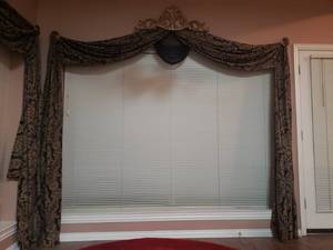 lot 142 image: Black and gold window scarfs