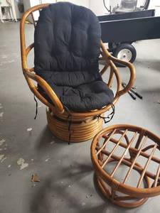 lot 165 image: Bamboo Chair with ottoman