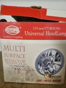 lot 156 image: Headlight Head Lamp Autopal 178mm 7 round Universal HL-102 MSR