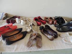 lot 47 image: Lot of womens sandals and flats 8 and 9 medium various colors Fiono, Monet, American eagle and more