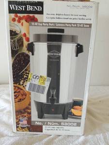 lot 51 image: West Bend used 12-42 cup party perk in box