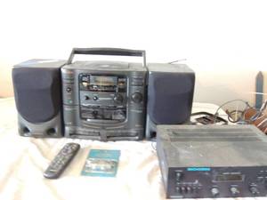 lot 58 image: Boger AMFM Receiver tape CD AM FM radioattacked speakers with remote