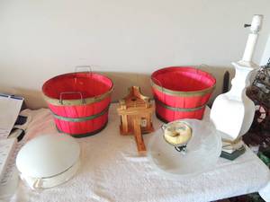 lot 83 image: woodline birdhouse2 new light fixtures 2 red wicker baskets white lamp no shade