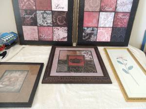 lot 103 image: 2wall photos live laugh love family friends 21 x 21 Lion photo 13x13, grown photo 17x17 magnolia photo 21 x 9