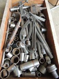 lot 163 image: SOCKETS, RACHET, EXTENSIONS, CALIPERS - SOME ARE CRAFTSMAN