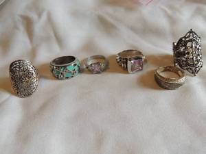 lot 184 image: Rings- pink stone x 2   lace cut x 2   inlaid acrylic with stones   and silver W STONES  quantity 6