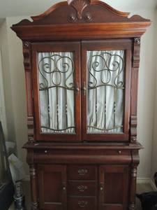 lot 9 image: Entertainment  center 2 pieces. Top51T  27D x 27W 2 doors. Bottom 2 door 4 drawers 46w x 27d x 35t