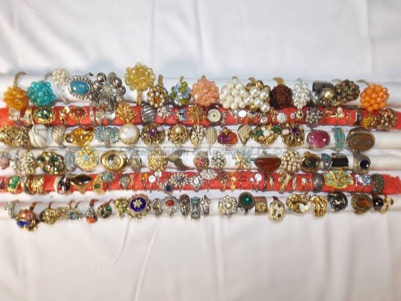 lot 98 image: Rings, jewelry, gold plate, stretch, HE
