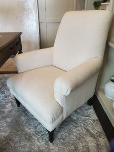 lot 3 image: Bassett Linen Arm Chair