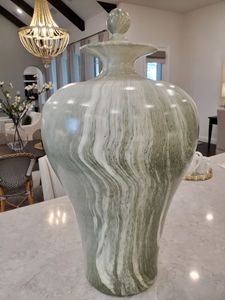 lot 47 image: Sagebrook Home Large Ceramic Marbled Temple Jar
