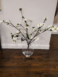 lot 50 image: Large Glass Vase with Faux Stems