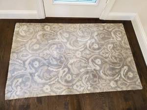 lot 63 image: Sanderson Giulietta Dove Rug