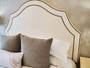 lot 132 image: King Size Upholstered Headboard