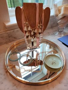 lot 135 image: Group of Jewelry on Mirrored Tray