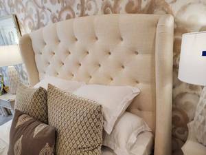 lot 252 image: Linen Blend Button Tufted Queen Headboard