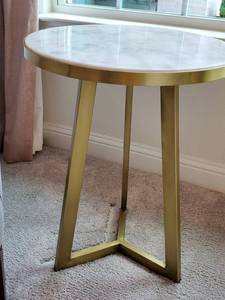 lot 125 image: Marble Top Round Side Table with Metal Base
