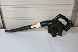 lot 16 image: Craftsman 40V Cordless Blower
