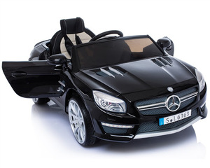 lot 1 image: Mercedes Benz SL 63 AMG Ride Car Battery Powered for Kids