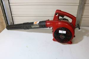 lot 33 image: Craftsman Gas Blower 25cc 200MPH 430CFM
